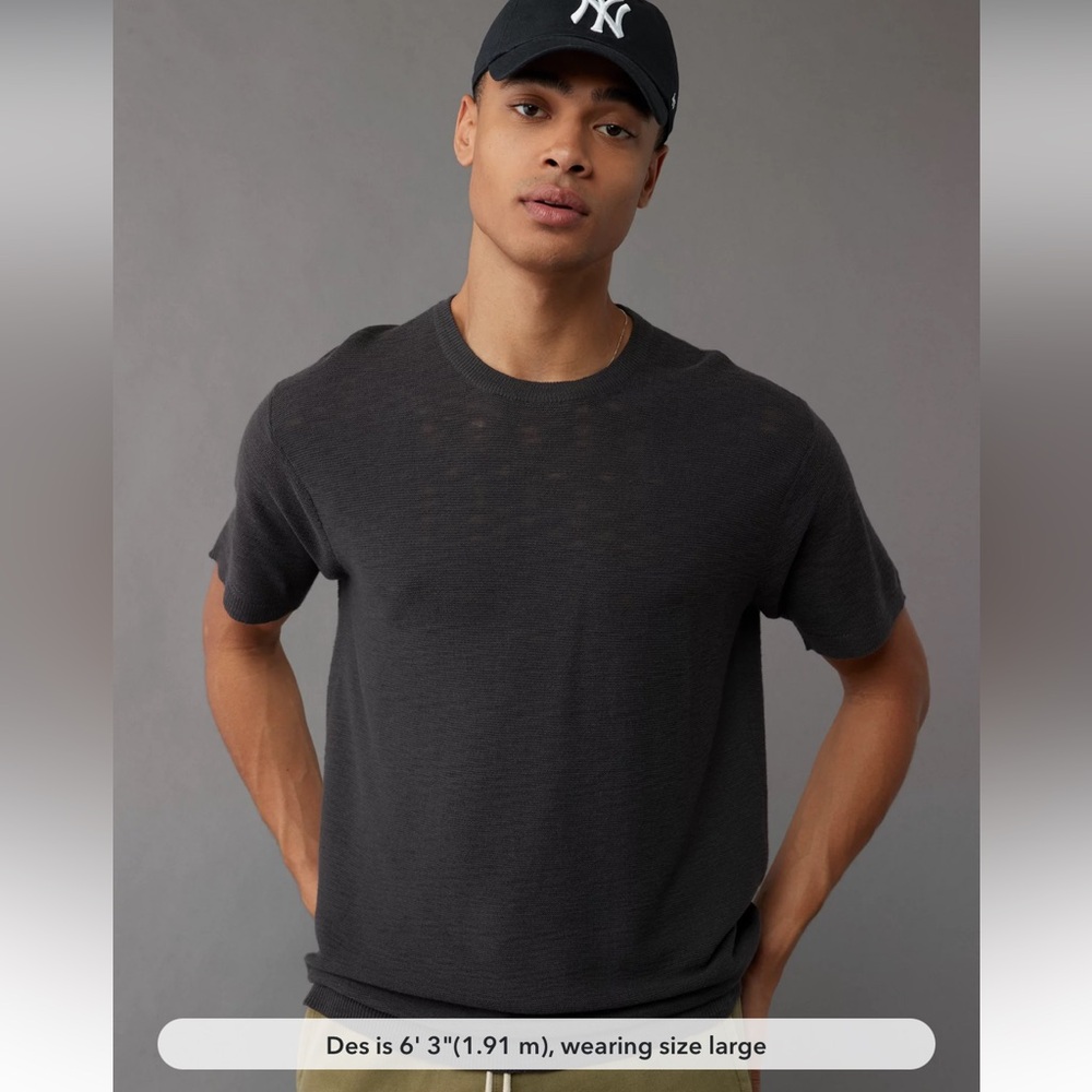 American Eagle Men’s Sweater T-Shirt - Size Large